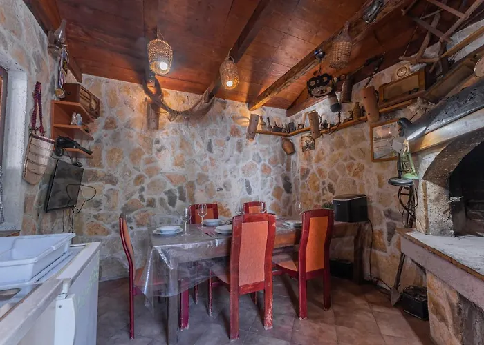 Lana Vidikovac Apartment