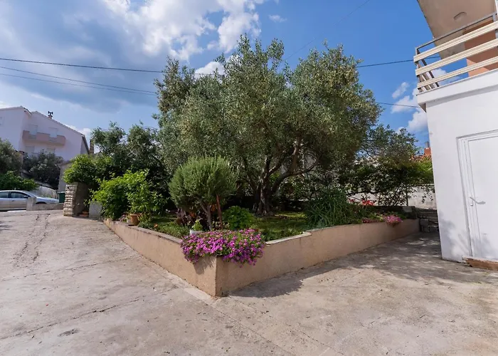 Apartment Lana Vidikovac