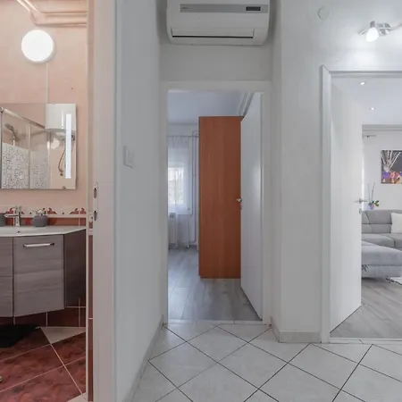Lana Vidikovac Apartment *
