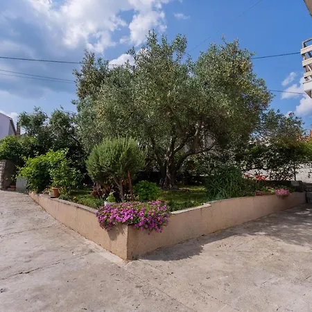 Apartment Lana Vidikovac